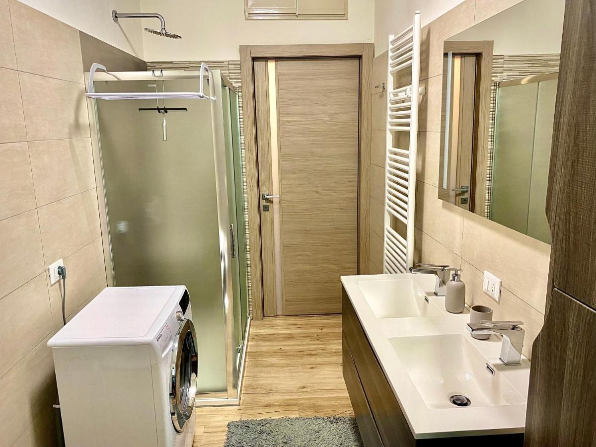 Golden Suite Marta Malpensa Milano-Laghi Busto Arsizio Exterior photo